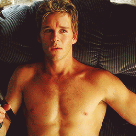 真的好爱 Ryan Kwanten！